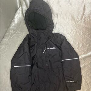 Columbia Black Kids Puffer Jacket with Gray Accents